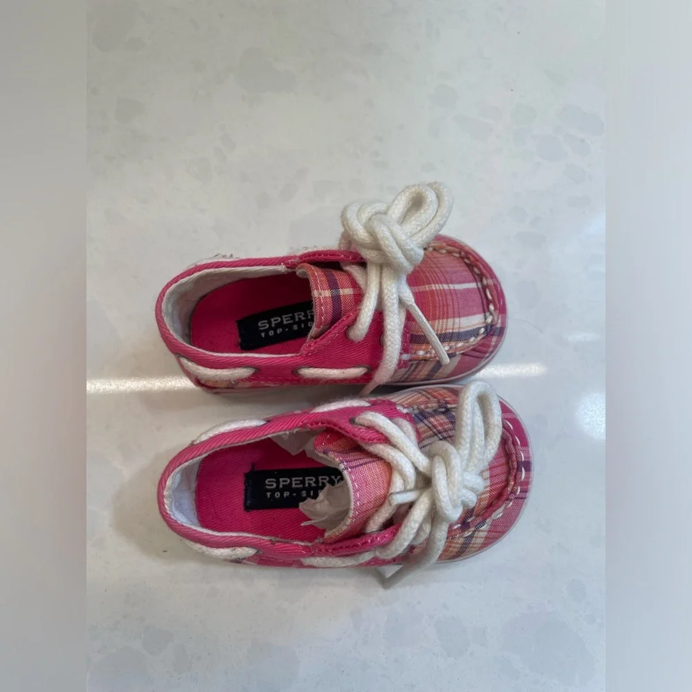 Beautiful Pink Sperry Infant‎ Crib Shoes Size 1